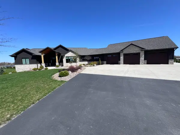 N3029 Lookout Lane, HORTONVILLE, WI 54944-4205