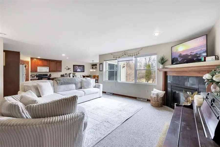 715 Edge Point Court #2, De Pere, WI 54115 - #3