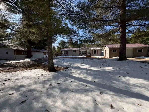W6449 Old Lake Lane, SHAWANO, WI 54166