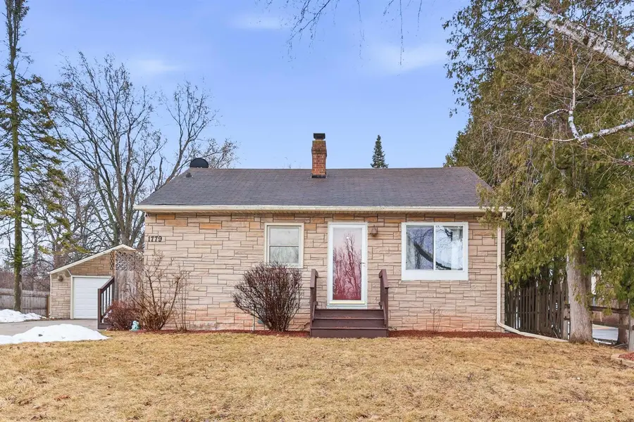 1779 Badger Street, Green Bay, WI 54303 - #2