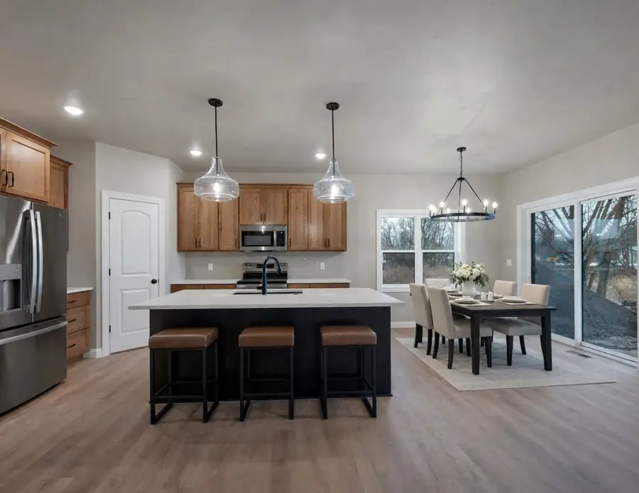 4975 Water Mint Court, Green Bay, WI 54313 - #2