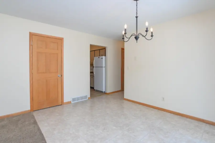 2747 W 8th Street, Appleton, WI 54914-4225 - #3