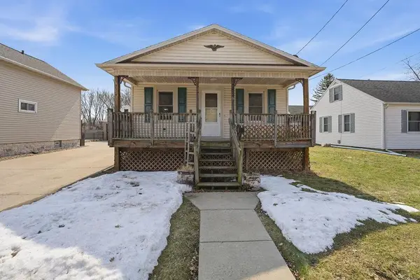 353 W 18th Avenue, OSHKOSH, WI 54902-6813