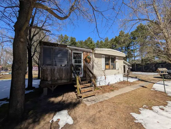 226 E Lohrville Avenue, REDGRANITE, WI 54970