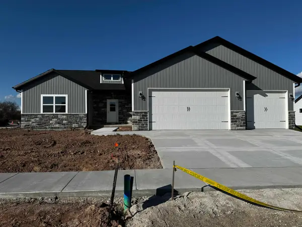 N9246 Homestead Lane, APPLETON, WI 54915