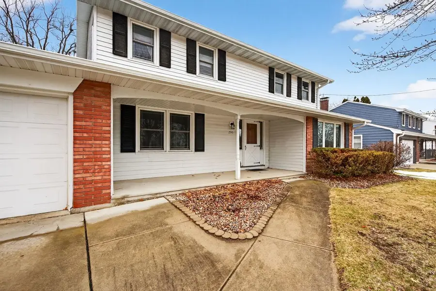 2516 Bittersweet Avenue, Green Bay, WI 54301 - #2