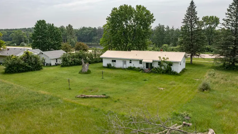 E1990 State Road 54, Waupaca, WI 54981 - #2
