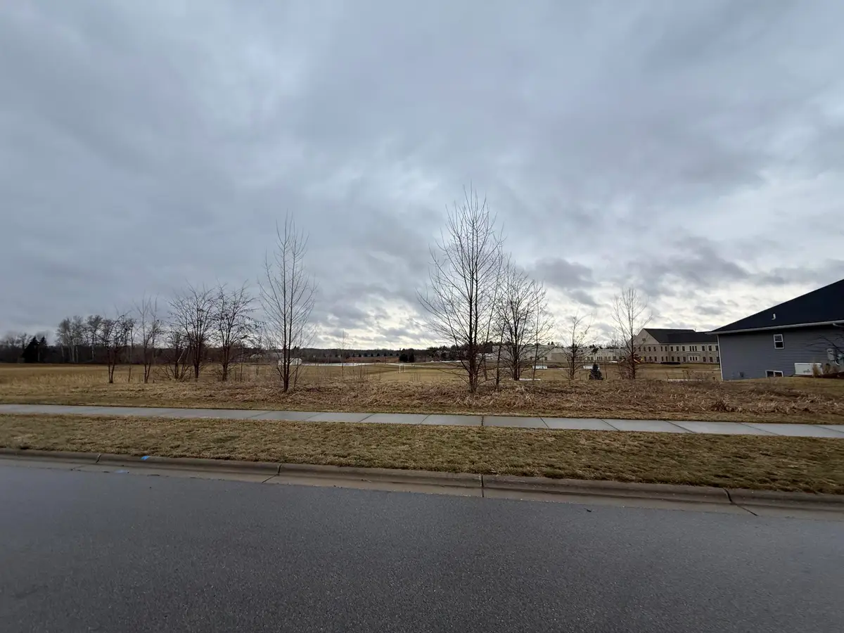 605 Sunset Ridge, Green Bay, WI 54313 - #1