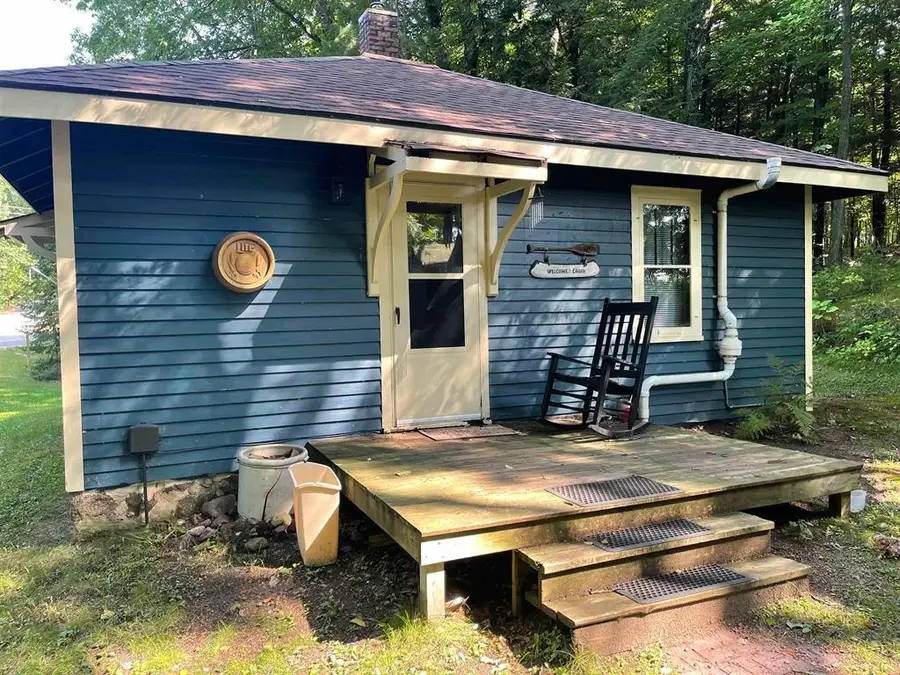 N11364 County Road P, Iola, WI 54945 - #3