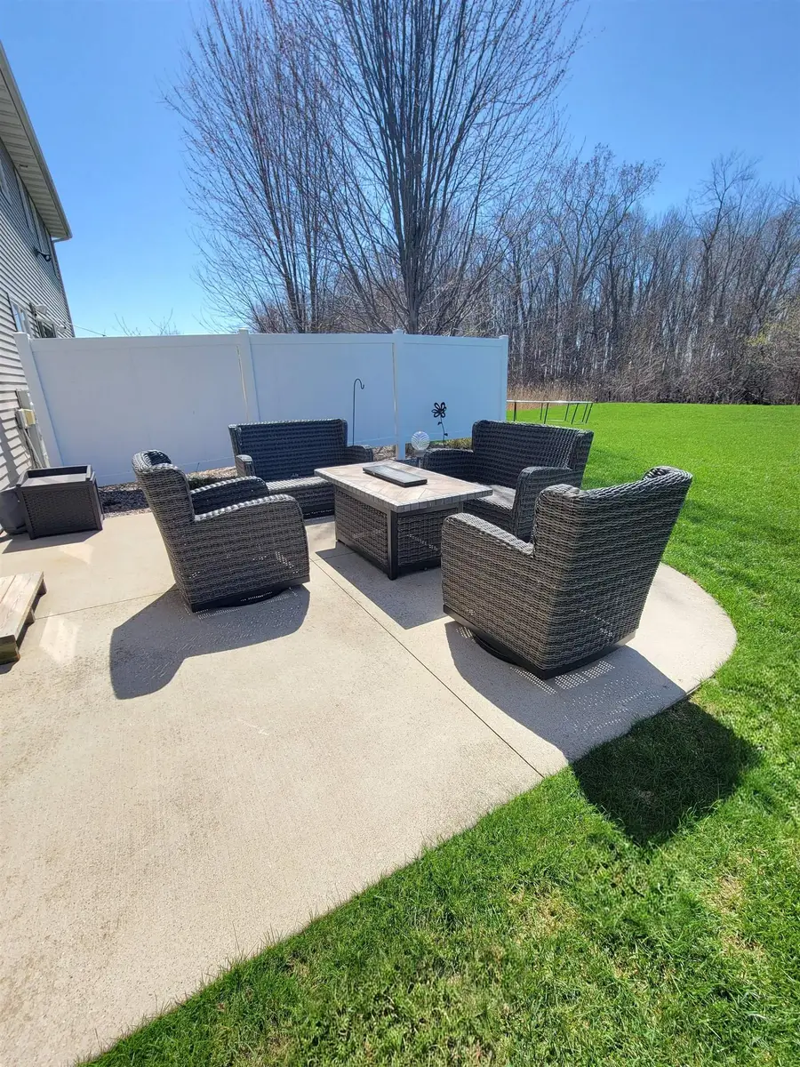 N9039 Spring Valley Road, Menasha, WI 54952 - #3