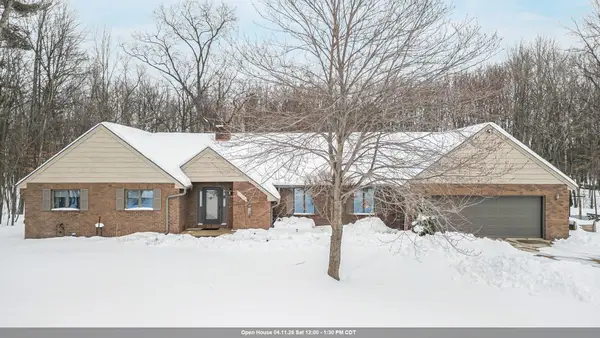 N1212 Clune Road, KAUKAUNA, WI 54130