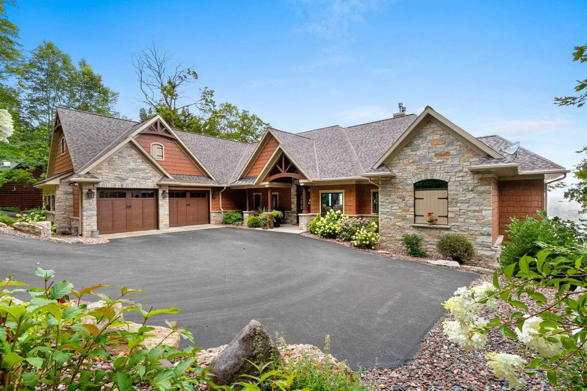 5229 Edgewater Beach Road, Green Bay, WI 54311 - #1