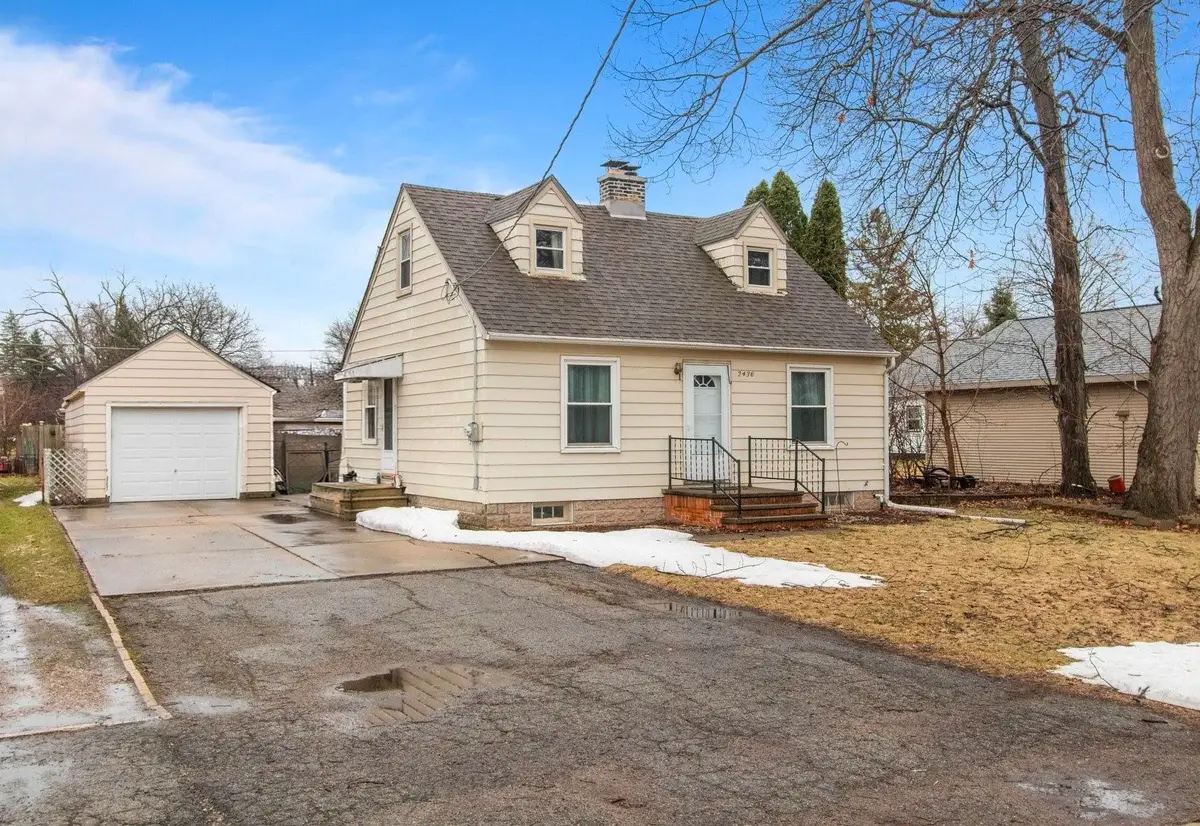 2436 Hickory Lane, Appleton, WI 54915 - #1