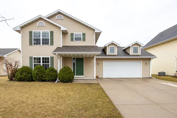 2642 Marathon Avenue, NEENAH, WI 54956