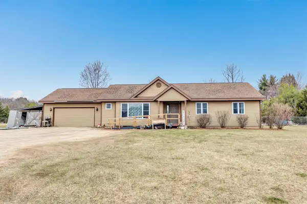 801 Simon Street, WILD ROSE, WI 54984