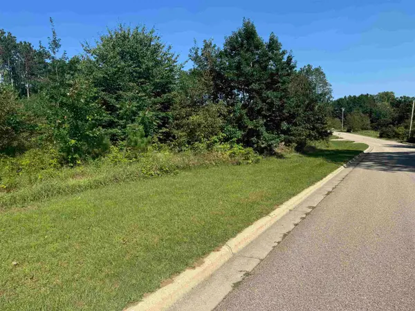 Lake Drive #36, GRESHAM, WI 54128