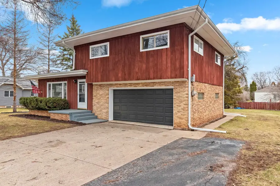 1320 Sheboygan Street, Oshkosh, WI 54904 - #2