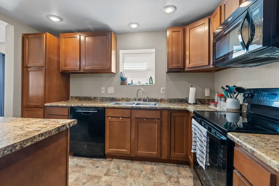 206 E Spring Street, New London, WI 54961-1467 - #2