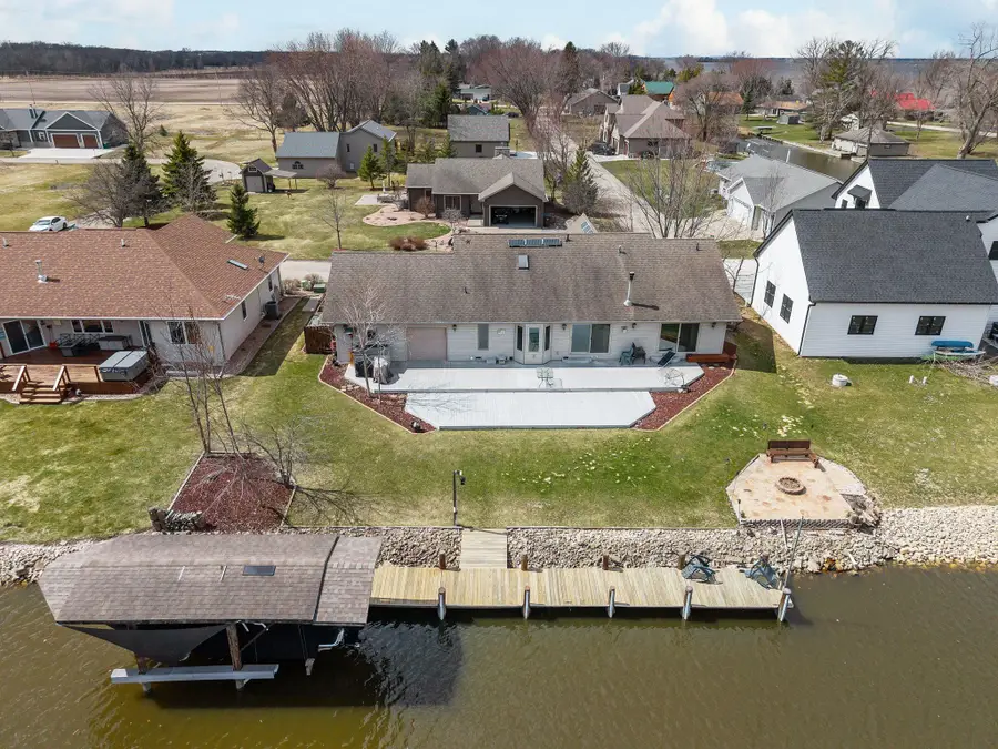 6454 Sunshine Harbour Drive, Winneconne, WI 54986 - #2