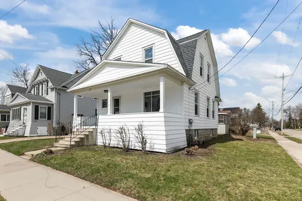 22 E Melvin Avenue, OSHKOSH, WI 54901