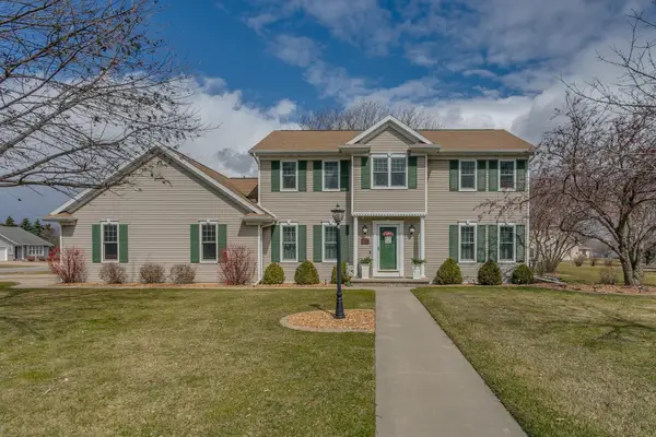 W6074 Strawflower Drive, APPLETON, WI 54915