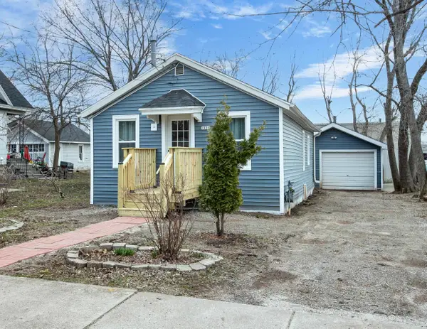 1806 Ashland Street, OSHKOSH, WI 54901