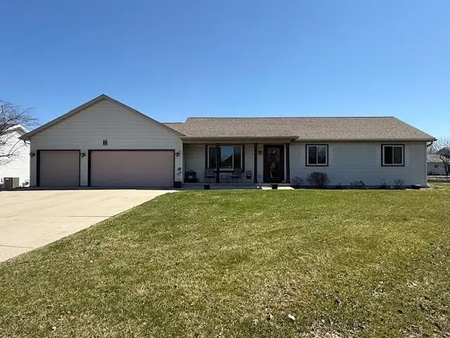 31 Greenbriar Court, Fond Du Lac, WI 54935 - #1