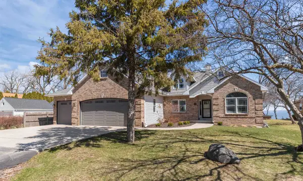 3366 Harbor Bay Road, OSHKOSH, WI 54901-1405