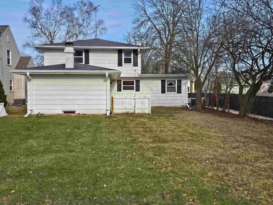 1823 N Alvin Street, Appleton, WI 54911-2705 - #2