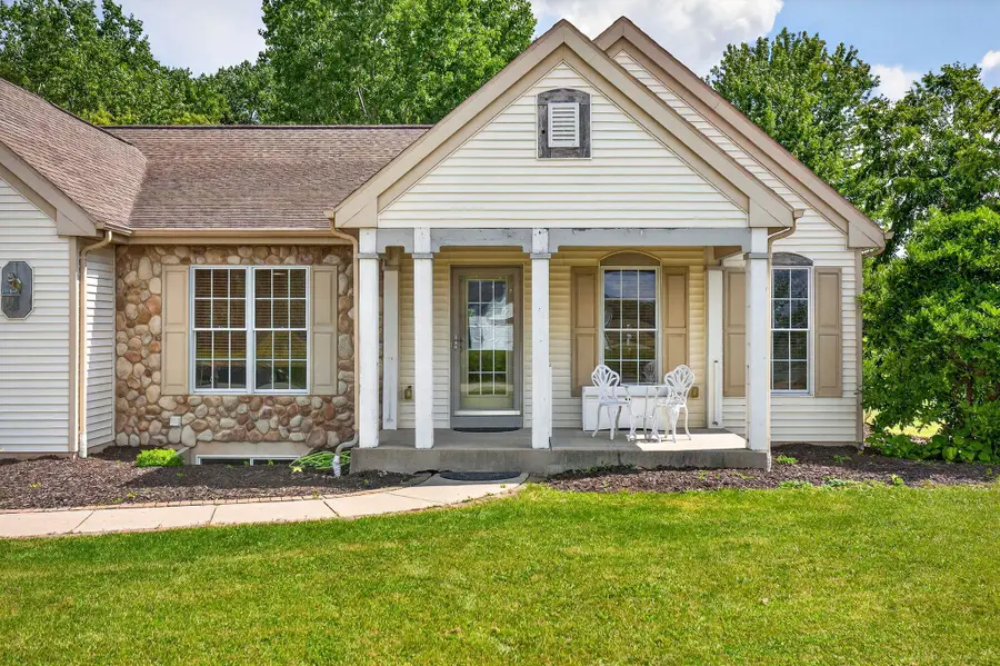 4424 Harbor Village Drive, Omro, WI 54963-8229 - #3