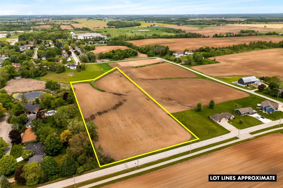 E National Avenue, Brillion, WI 54110 - #1