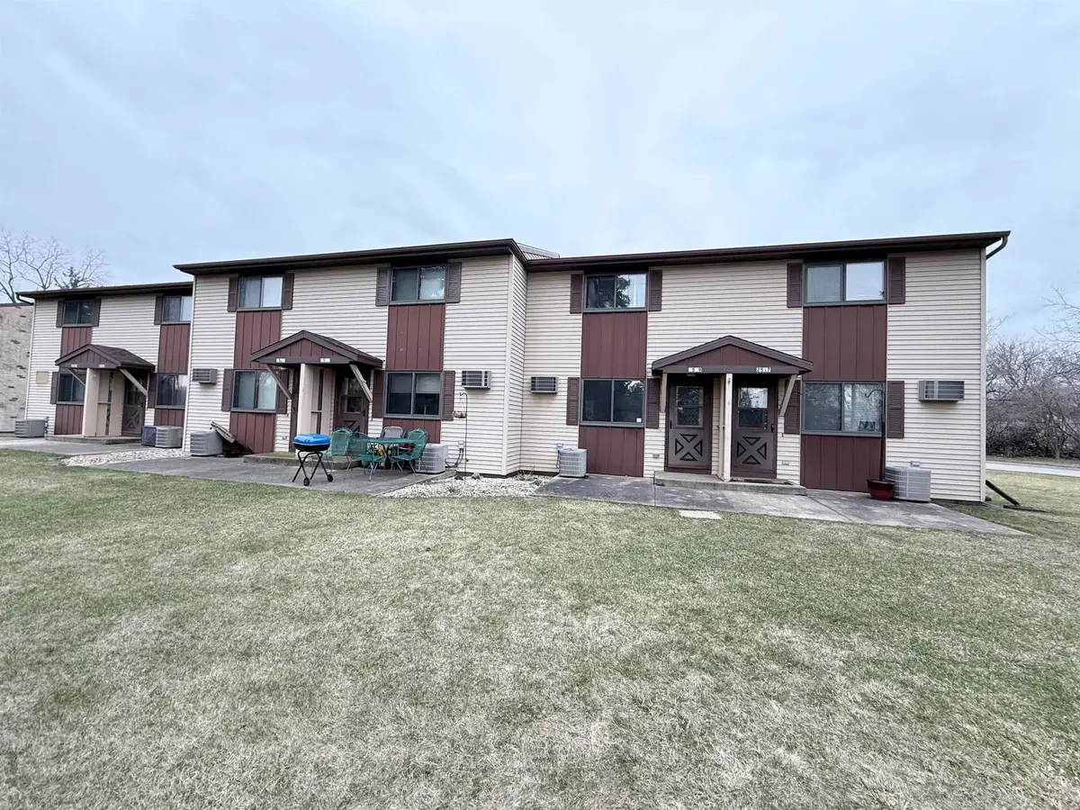 2519 Fond Du Lac Road, Oshkosh, WI 54902 - #1