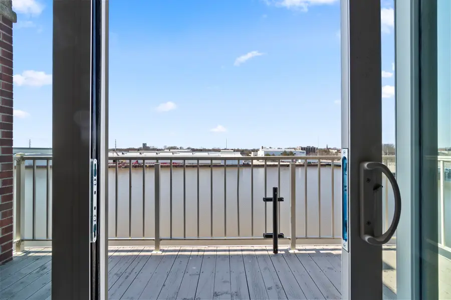 118 S Washington Street #417B, Green Bay, WI 54301-4280 - #3