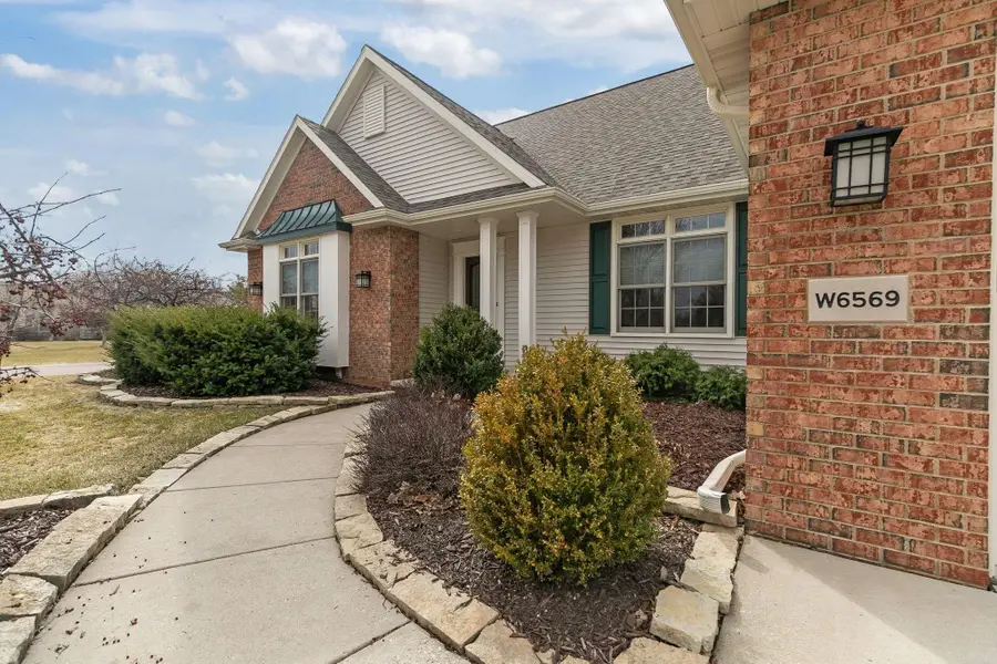 W6569 Rickey Lane, Greenville, WI 54942 - #2