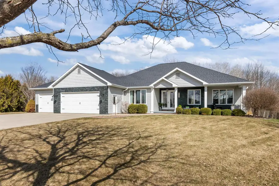 W7516 Molly Marie Court, Greenville, WI 54942 - #2