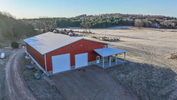 E2985 Bunker Road, WAUPACA, WI 54981