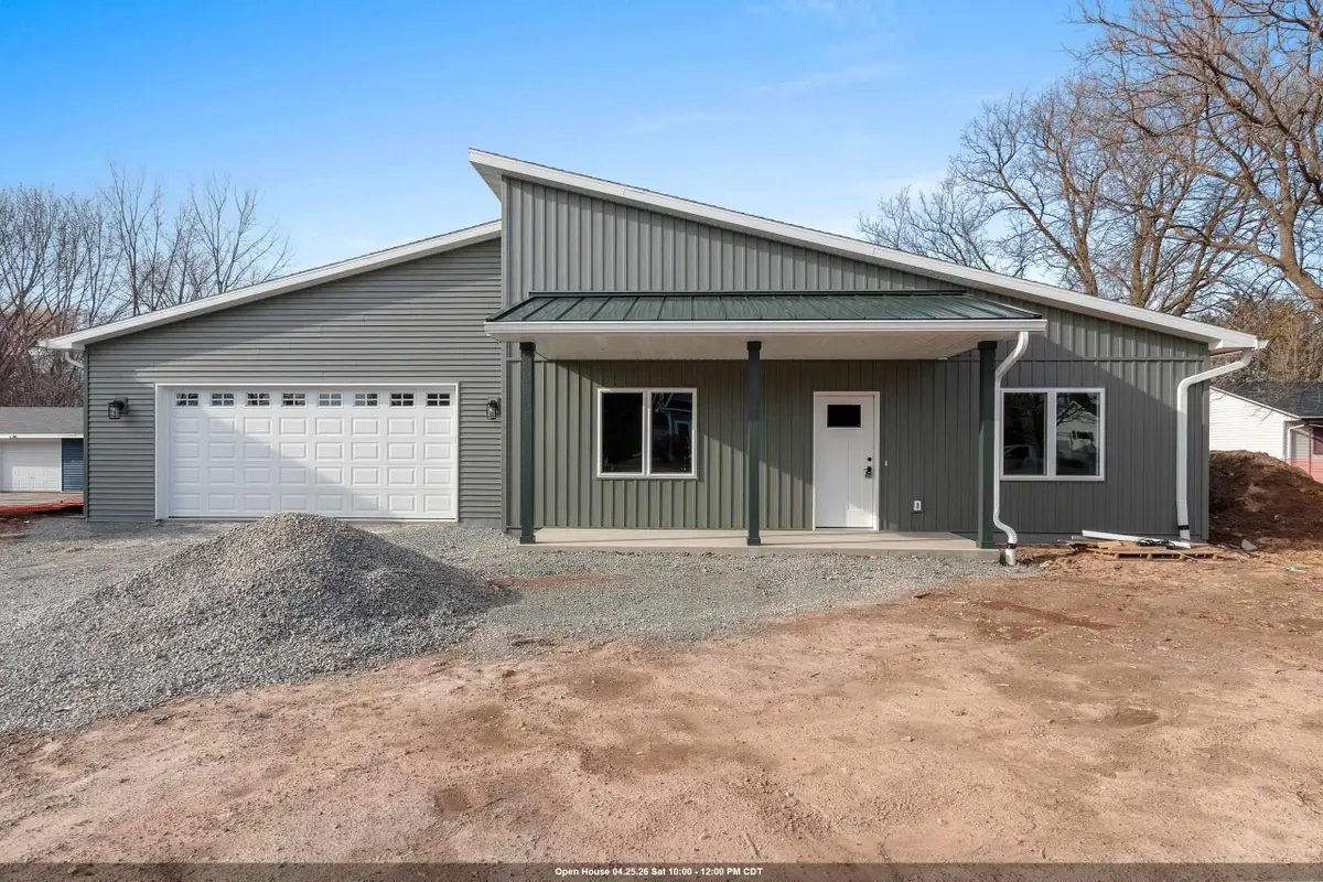 621 E Pearl Street, Seymour, WI 54165 - #1