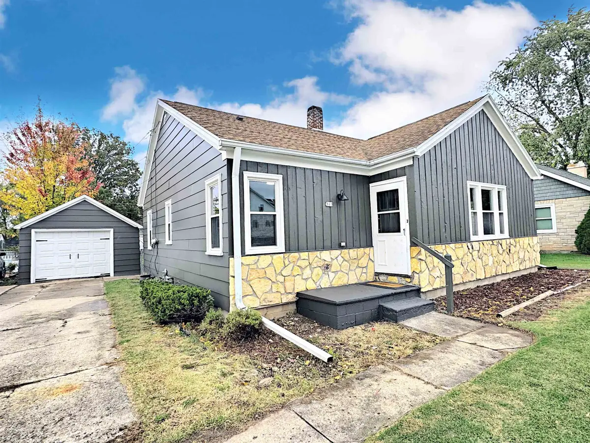 310 W Ryan Street, Brillion, WI 54110 - #1