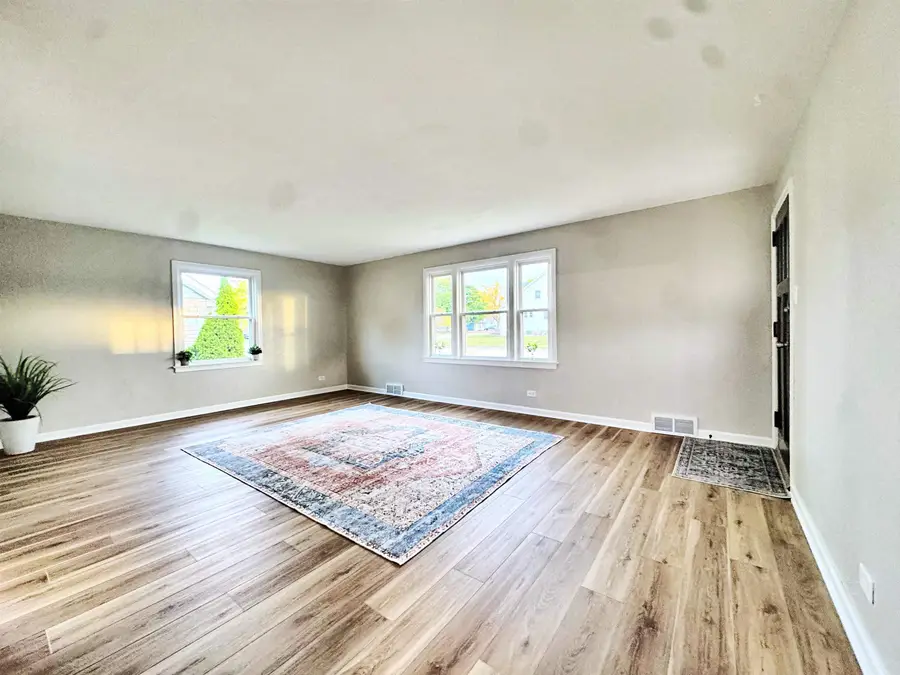 310 W Ryan Street, Brillion, WI 54110 - #3