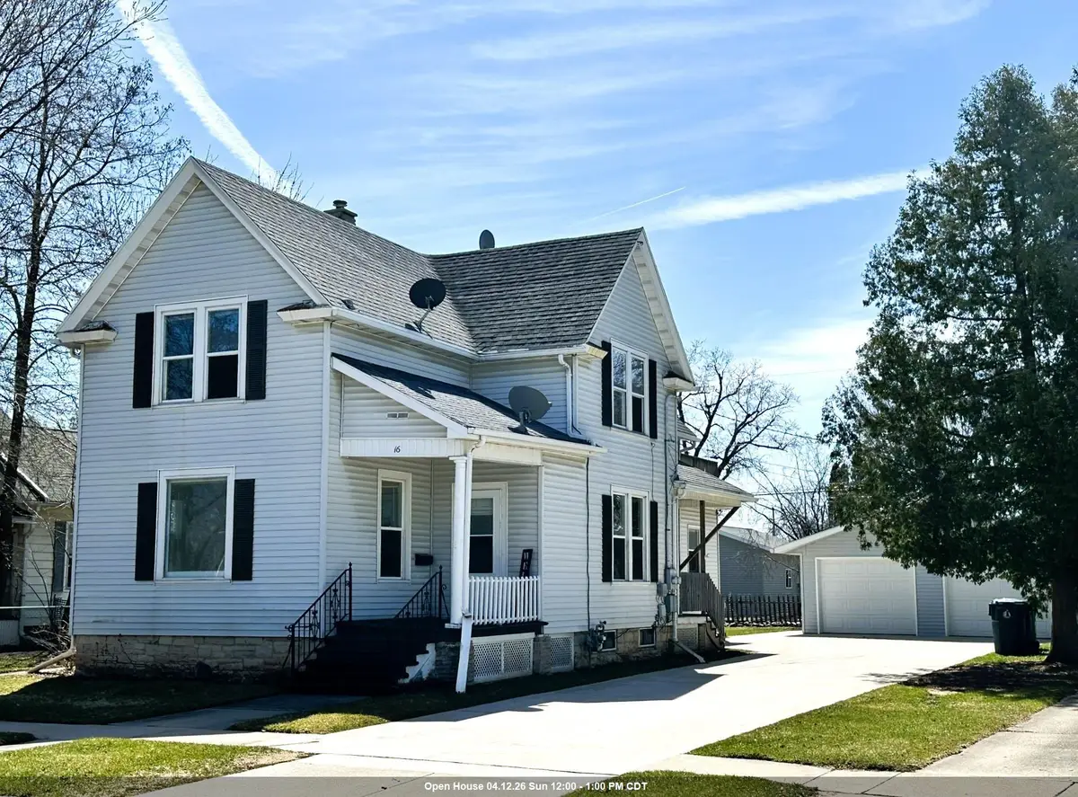 16 E 11th Street, Fond Du Lac, WI 54935 - #1