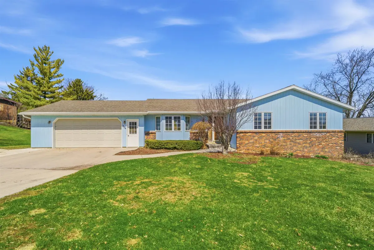 324 W Grand Street, Chilton, WI 53014 - #1