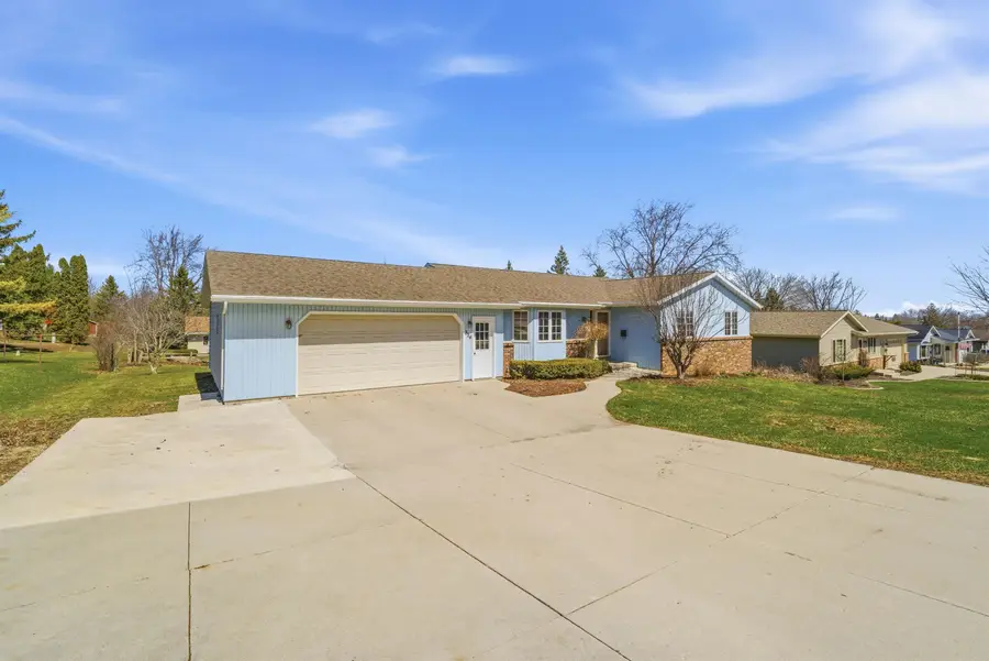 324 W Grand Street, Chilton, WI 53014 - #2