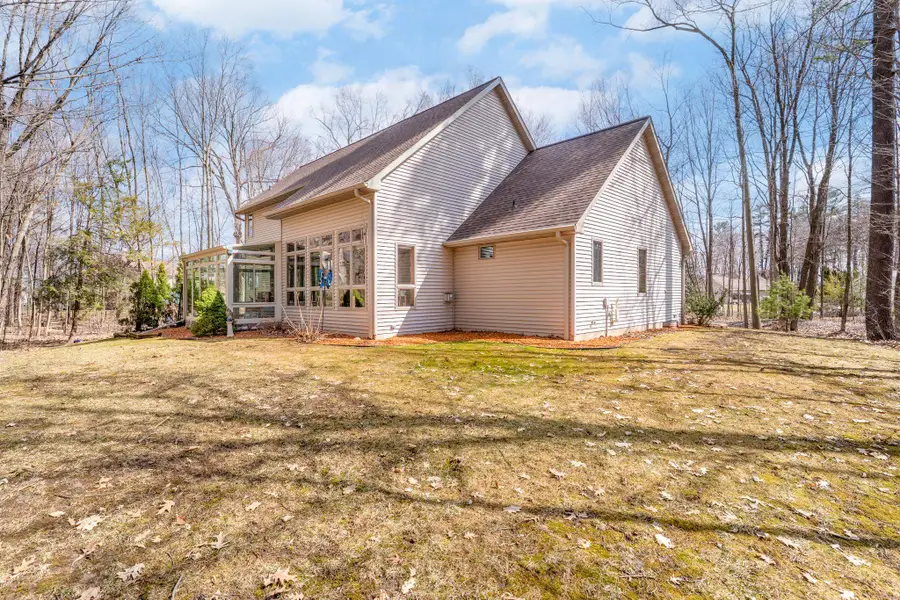 1825 Pine Tree Court, Luxemburg, WI 54217-1356 - #3