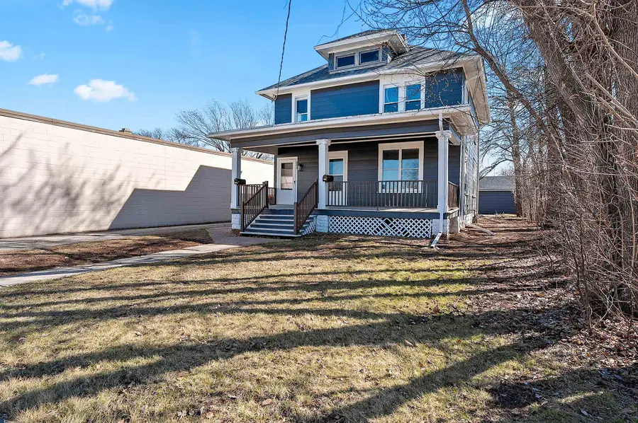 209 Nicolet Boulevard, Neenah, WI 54956 - #2