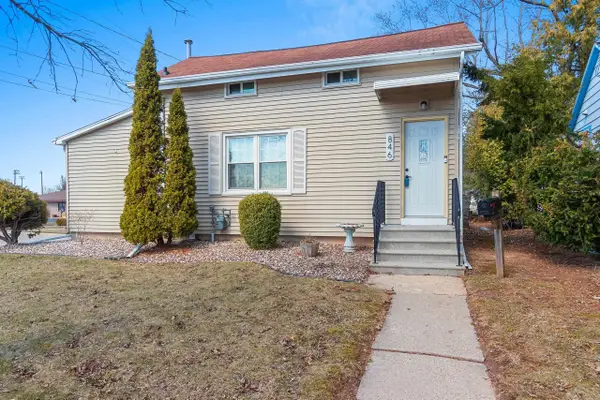 846 Oak Street, DE PERE, WI 54115-1533