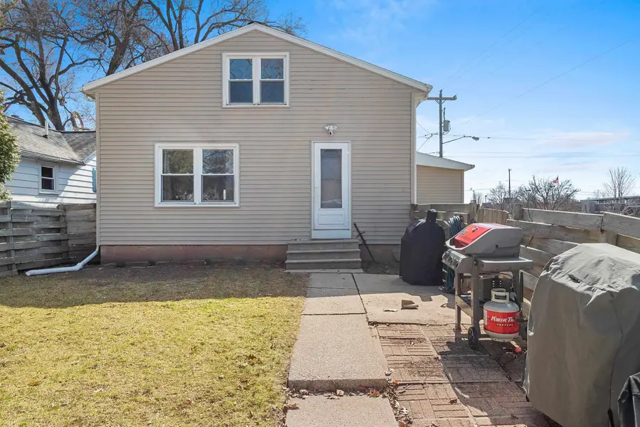 846 Oak Street, De Pere, WI 54115-1533 - #2