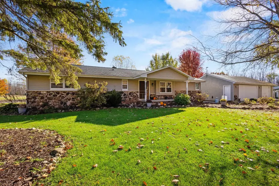 N4742 Thompson Road, Shiocton, WI 54170 - #2