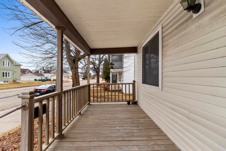1533 Pierce Avenue, Marinette, WI 54143 - #3