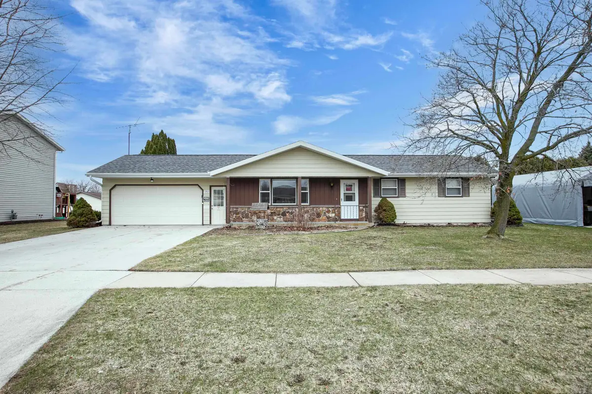 1703 Eisenhower Street, New Holstein, WI 53061-1631 - #1