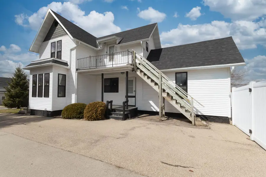 318 S Mill Street, Hortonville, WI 54944 - #3